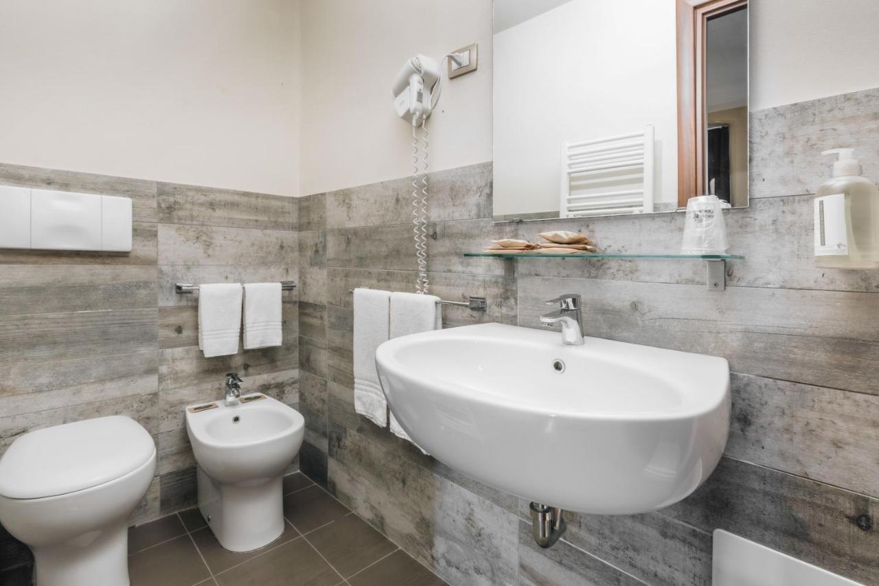 Hotel Astoria Cremona Zewnętrze zdjęcie