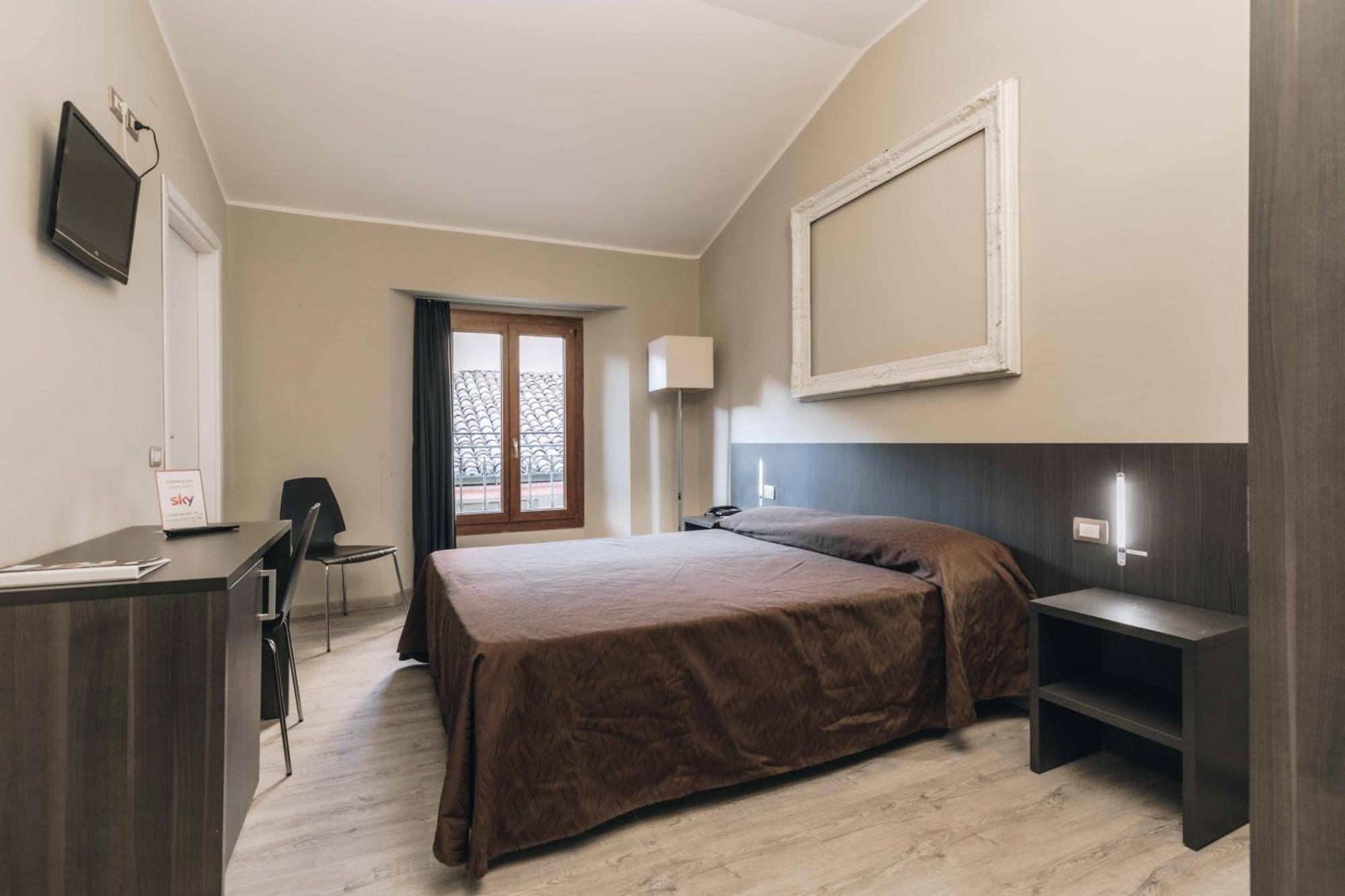 Hotel Astoria Cremona Zewnętrze zdjęcie